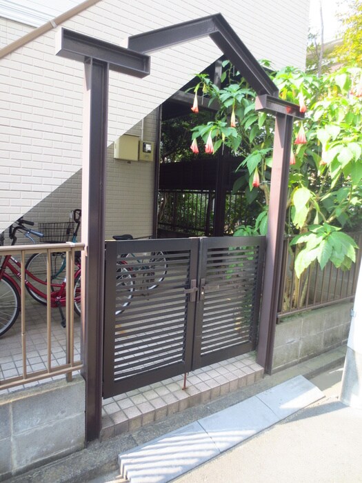 メゾンドグレイスの物件外観写真