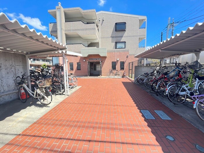 グリュンネベルクＴＡＫＡＮＯの物件外観写真