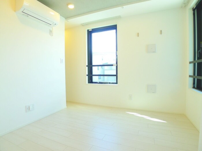 Reve Residence南行徳Ⅱの物件内観写真