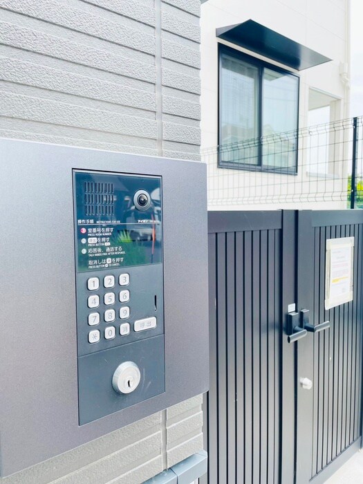 MELDIA稲城長沼の物件外観写真