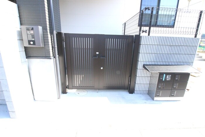 MELDIA稲城長沼の物件外観写真