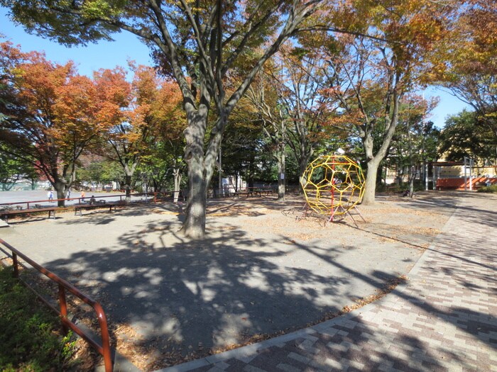 ア－バンライフＢ号棟の物件外観写真