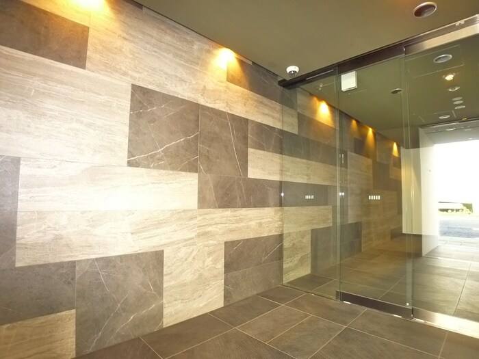 ライトテラス上野の物件外観写真