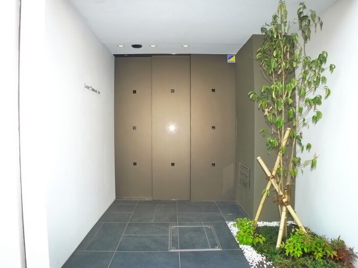 ライトテラス上野の物件外観写真