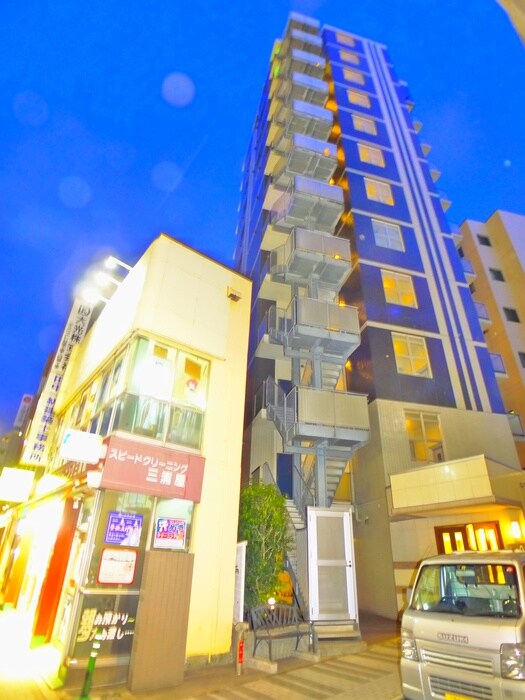 ア－トサイドヒルズの物件外観写真