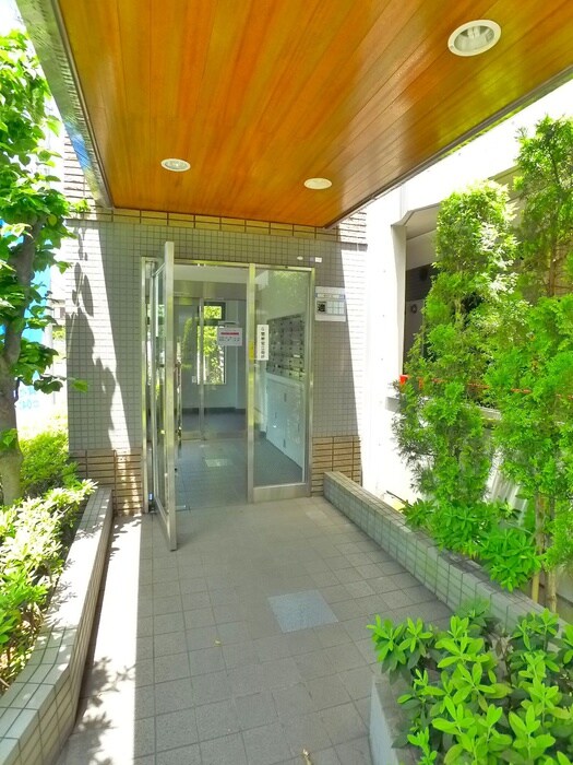 Ｚephyr・Ｓの物件外観写真