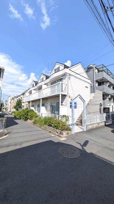 シャトレーヌ高円寺の物件外観写真