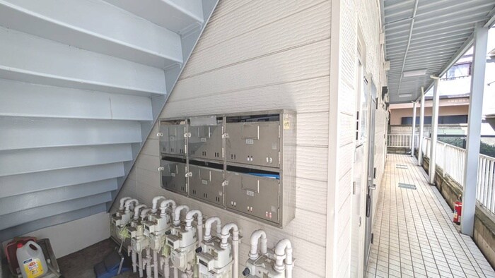 シャトレーヌ高円寺の物件外観写真