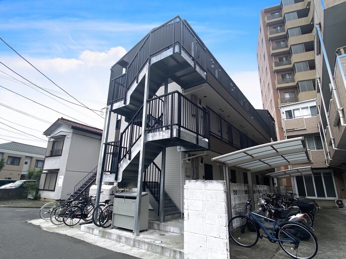 アクシスコート大和の物件外観写真