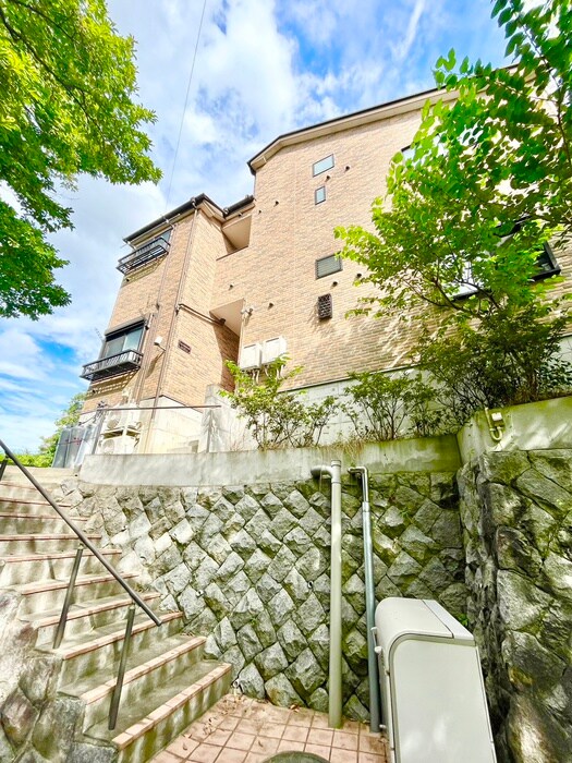 マ・ピエス東生田MASEの物件外観写真