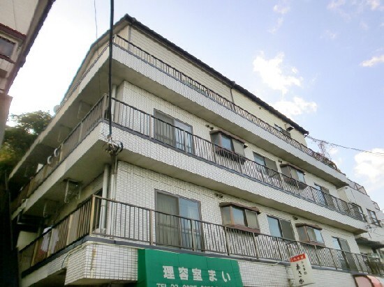 ｱｼｽﾄ赤塚ﾏﾝｼｮﾝ（１Ｆ－３Ｆ）の物件外観写真