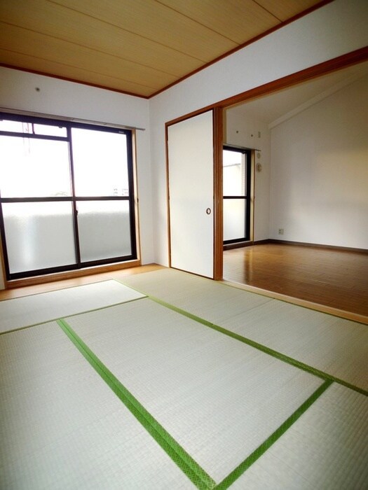 リファインド　レリシュの物件内観写真