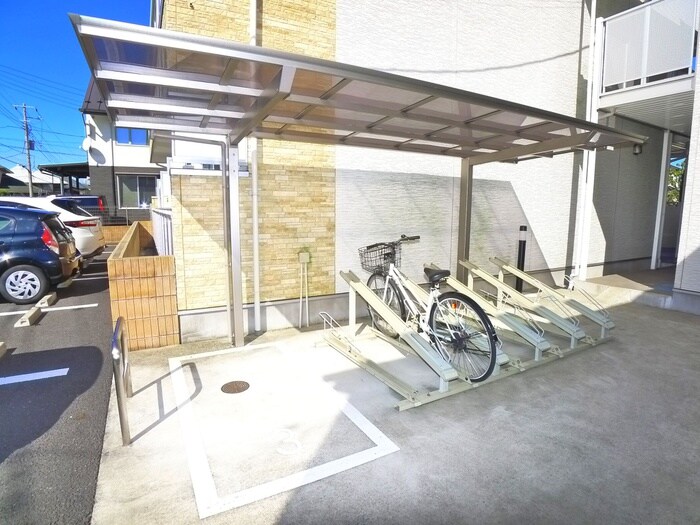 リブリ・アザレアの物件外観写真