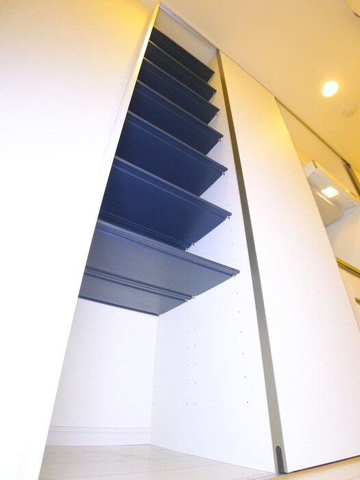 リブリ・アザレアの物件内観写真