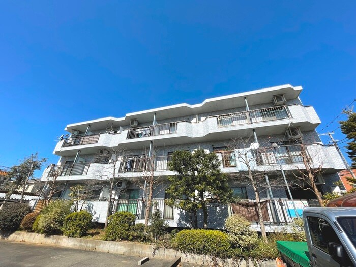 テラスフロ－ラⅢの物件外観写真