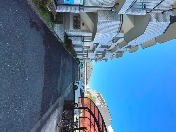 テラスフロ－ラⅢの物件外観写真