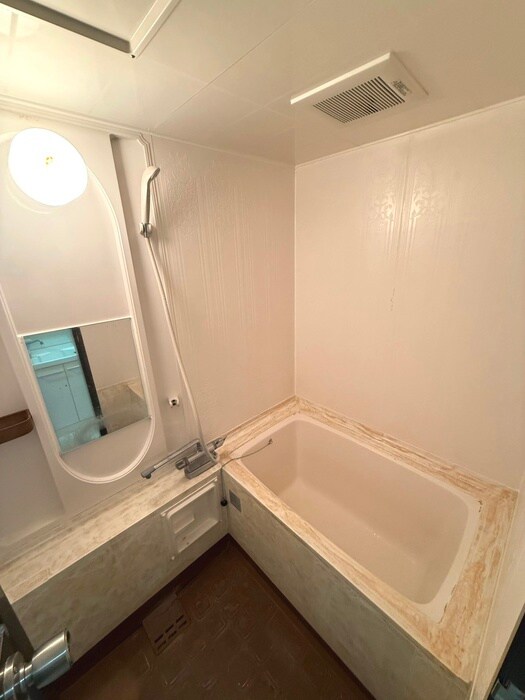 テラスフロ－ラⅢの物件内観写真