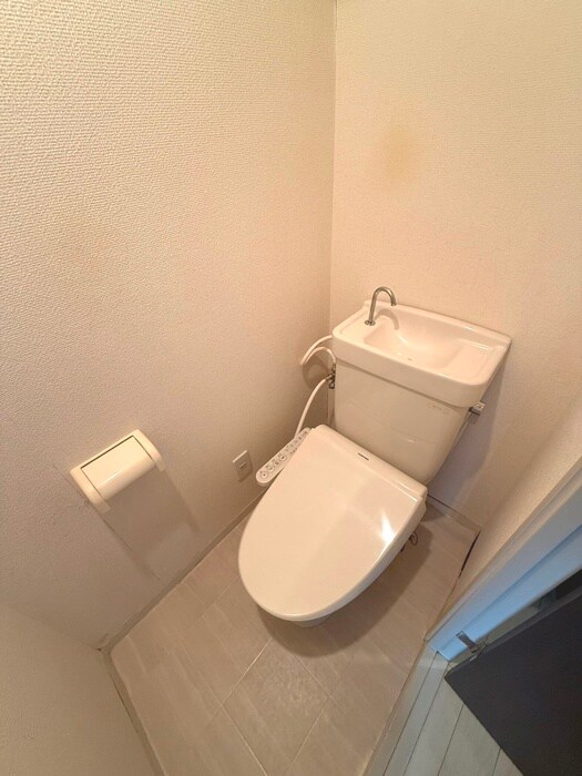 テラスフロ－ラⅢの物件内観写真