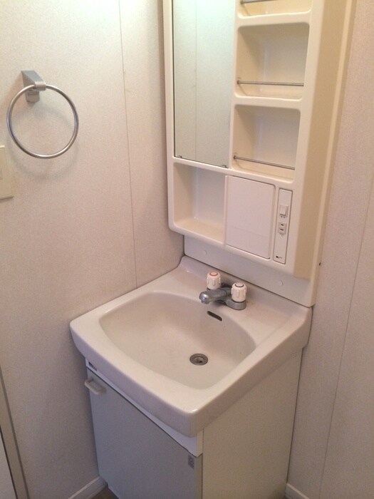 ルミエ－ルＫ－Ⅳの物件内観写真