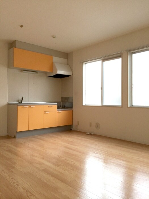 ルミエ－ルＫ－Ⅳの物件内観写真