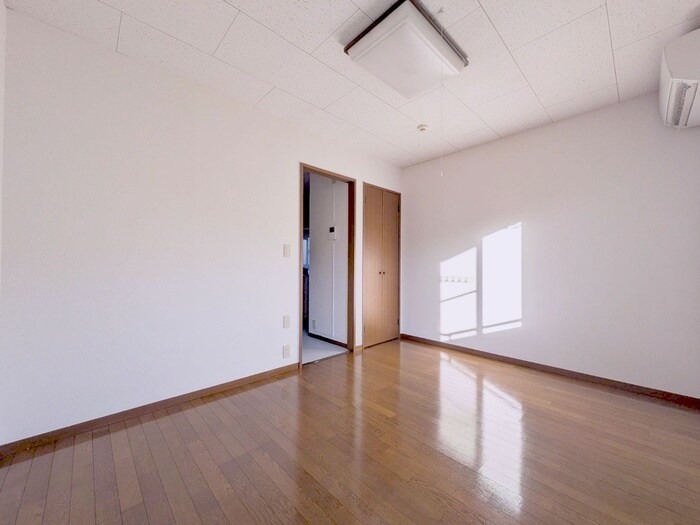 シャトレーヤハギの物件内観写真