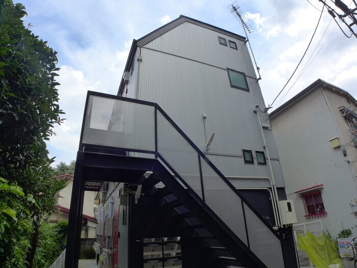 F-style十条の物件外観写真