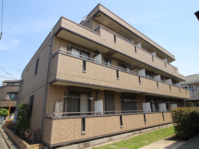 ソレ－ユ・トレビナの物件外観写真