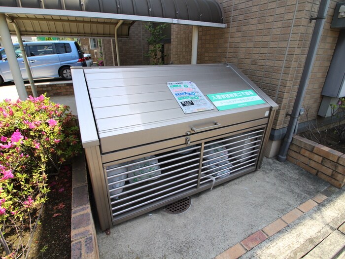 ソレ－ユ・トレビナの物件外観写真