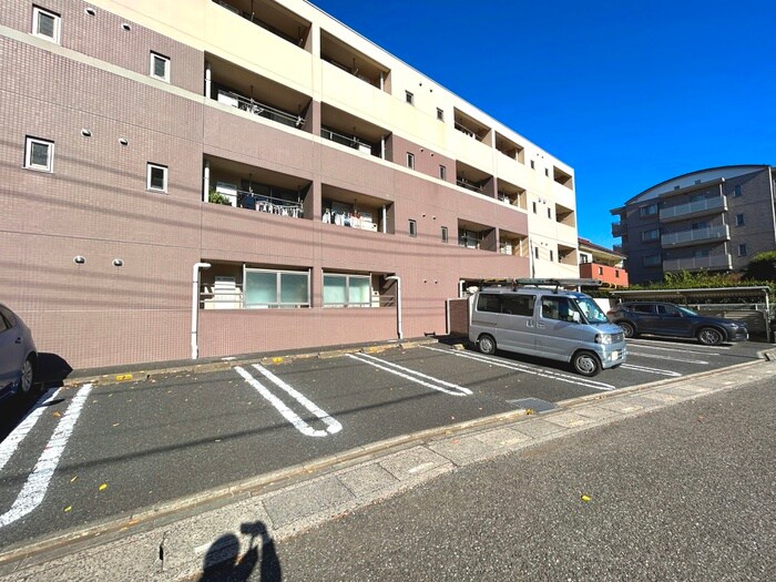 ジェルメの物件外観写真