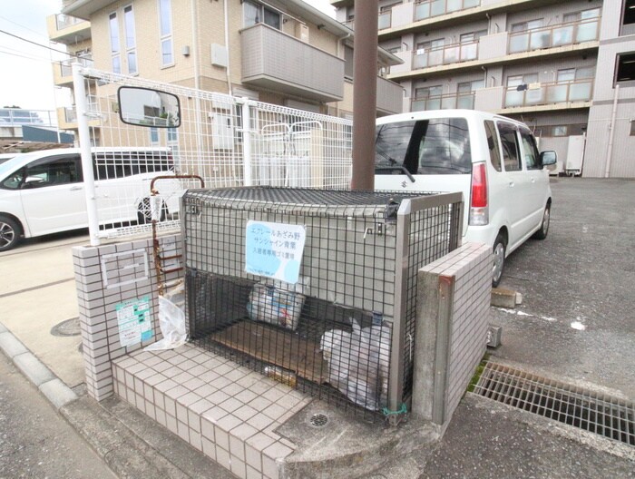 サンシャイン青葉の物件外観写真