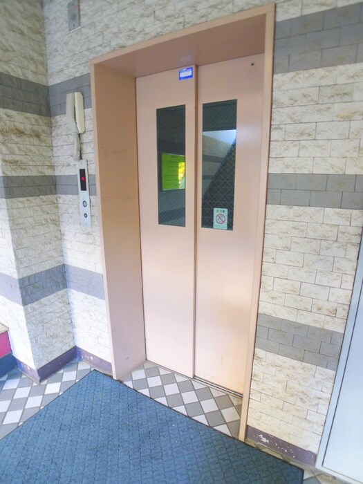 ＩＶＹ ＧＡＲＤＥＮの物件外観写真