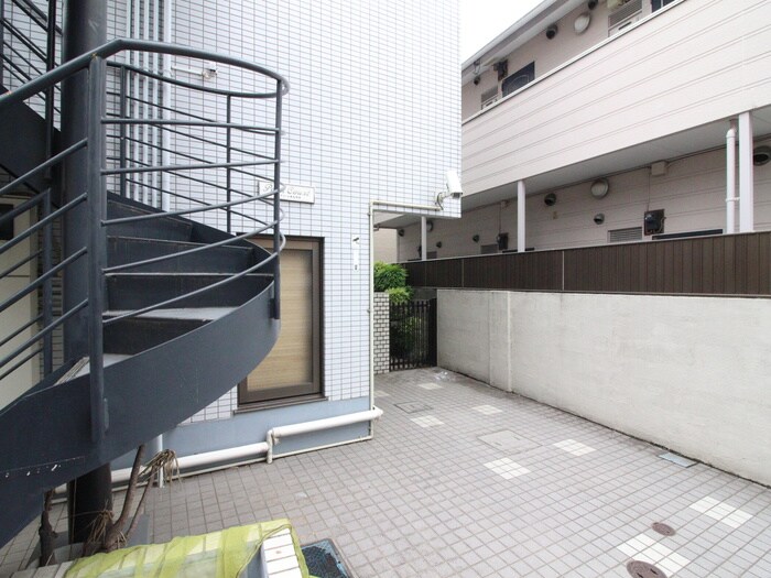 パークコート東高円寺の物件外観写真