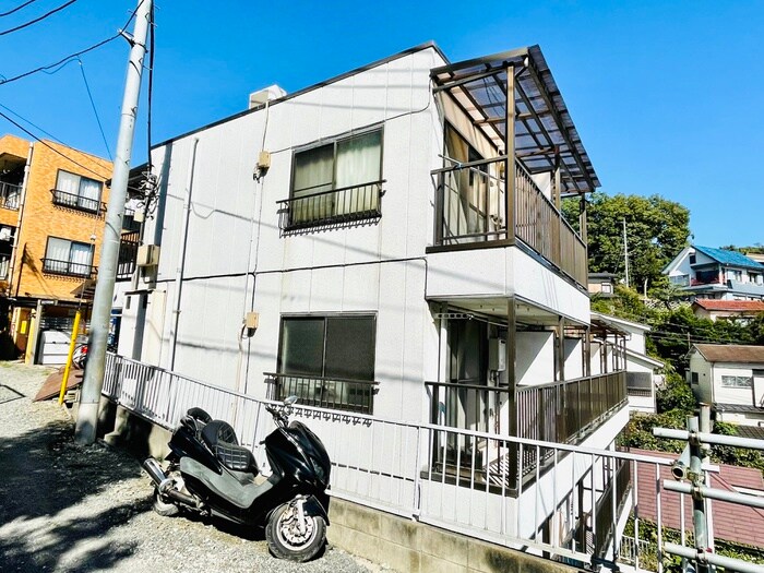 第二コスモ大和Ａ棟の物件外観写真