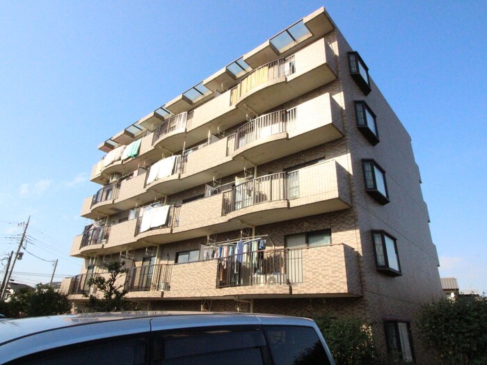 モンティクロ壱番館の物件外観写真