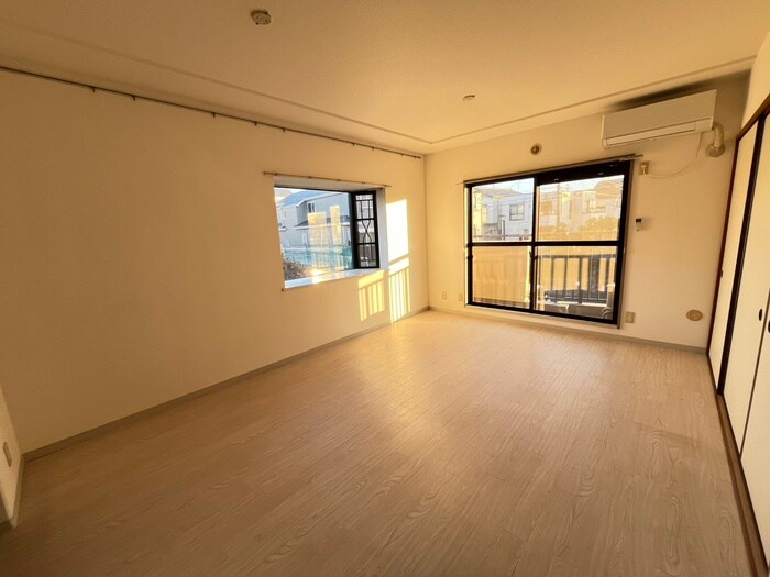 モンティクロ壱番館の物件内観写真