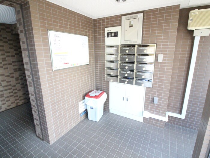 モンティクロ壱番館の物件外観写真