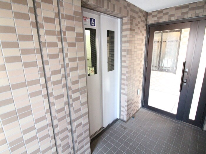 モンティクロ壱番館の物件外観写真