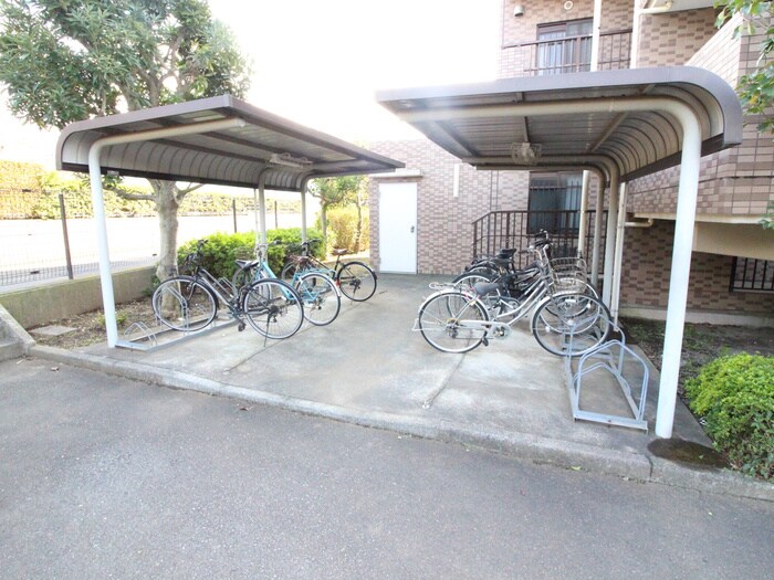 モンティクロ壱番館の物件外観写真