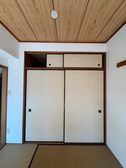 メゾンカワベの物件内観写真