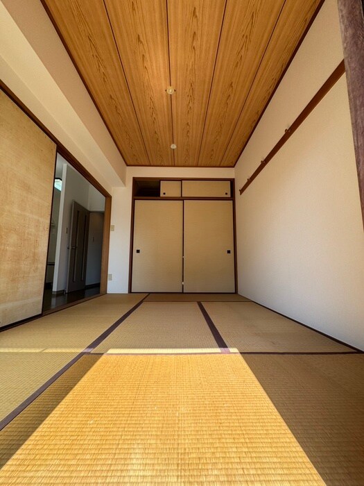 メゾンカワベの物件内観写真