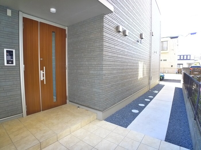 エキューム登戸の物件外観写真