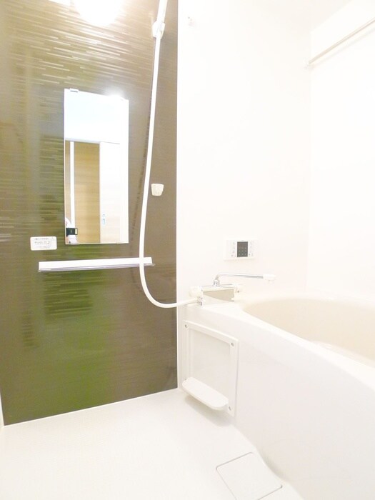 ラインハットの物件内観写真