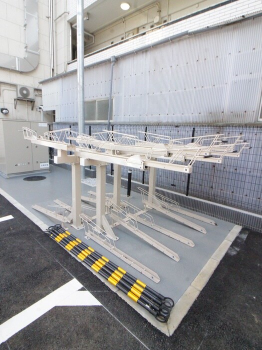 オルタナ中野の物件外観写真