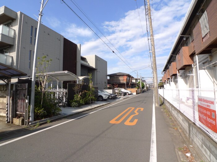 アンソレイユ新所沢の物件外観写真