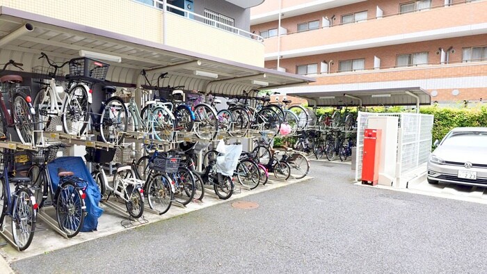 エスティメゾン妙典の物件外観写真