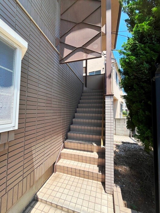 ベルポ－ト八幡山の物件外観写真