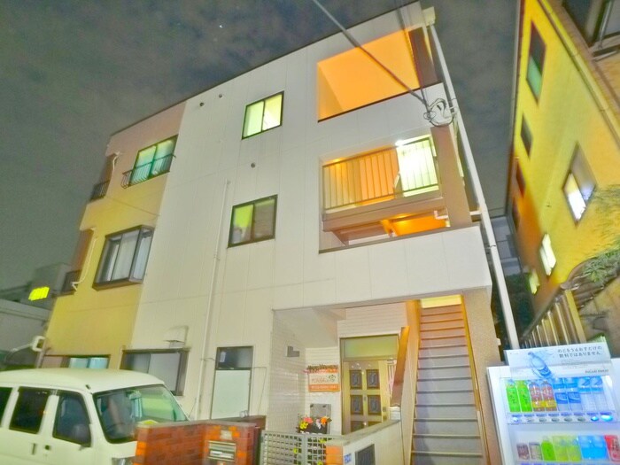 メゾン半谷の物件外観写真