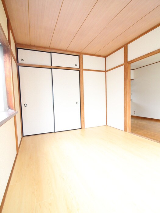 グロリア三保ハイツの物件内観写真