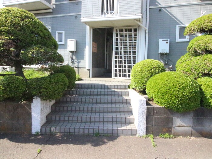 フラット鷺沼の物件外観写真