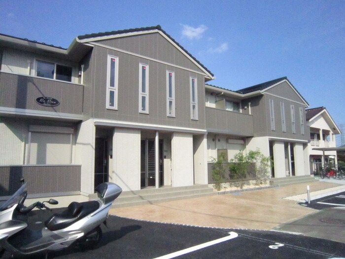 ル　リアンの物件外観写真